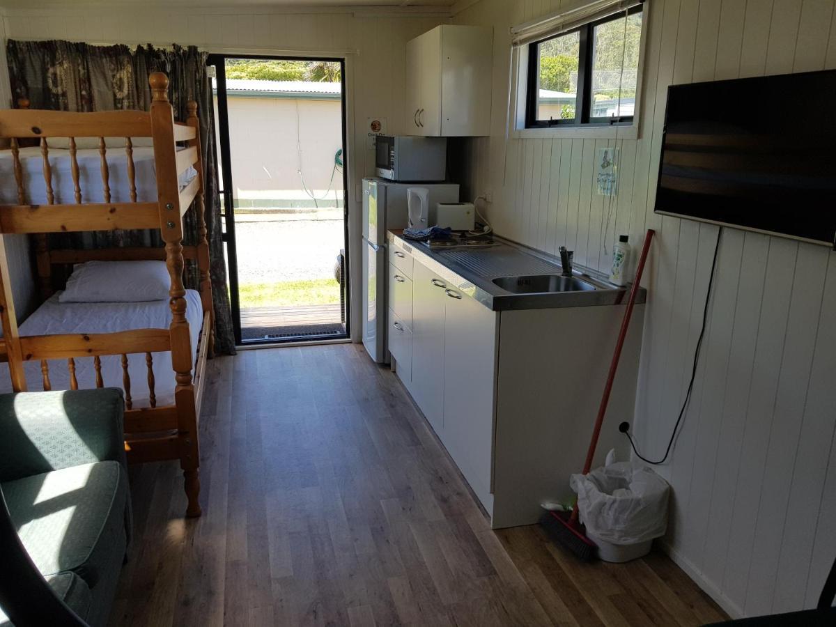 Te Puru Holiday Park Thames Exterior photo